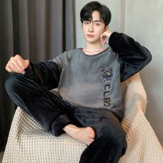 批发冬季法兰绒简约男士长袖睡衣男套装休闲圆领家居服