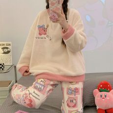 批发冬季新款睡衣女法兰绒卡通圆领休闲家居服<b class='q'>套装</b>220克