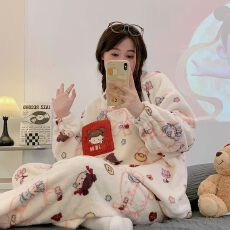 批发冬季新款<b class='q'>睡衣</b><b class='q'>女</b>法兰绒卡通圆领休闲家居服套装 220克