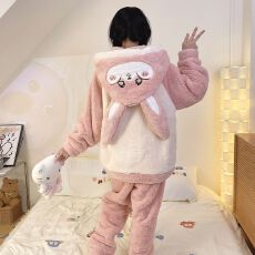 批发冬季新款长毛绒<b class='q'>睡衣</b><b class='q'>女</b>可爱卡通套头连帽家居服套装 260克