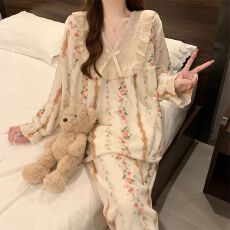 批发冬季新款法兰绒睡衣女加厚甜美公主风可爱家居服<b class='q'>套装</b>250克