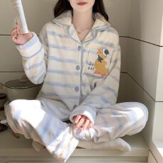 批发冬季新款<b class='q'>睡衣</b>女加厚法兰绒开衫翻领甜美家居服套装 260克