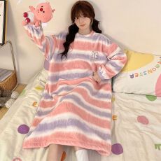 批发新款秋冬季法兰绒睡衣女加厚加绒套装家居服 250克