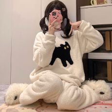 批发爆款秋冬季睡衣女ins风半边珊瑚绒毛巾绣黑猫咪长袖家居服套装