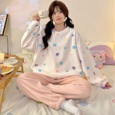 批发2025年新款冬季法兰绒睡衣女秋冬季加厚加绒冬天法兰绒套装家居服