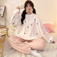 批发2025年新款冬季法兰绒睡衣女秋冬季加厚加绒冬天法兰绒套装家居服