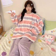 批发2025年新款冬季法兰绒睡衣女秋冬季加厚加绒冬天法兰绒套装家居服