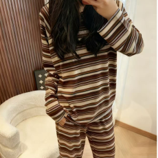 批发爆款秋冬季条纹德绒睡衣女长袖宽松加厚保暖家居服套装220克