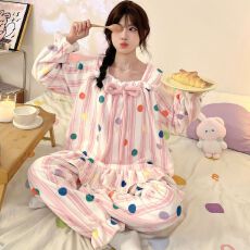 批发冬季新款方领可爱法兰绒保暖加厚加绒长袖长裤蝴蝶结睡衣女家居服