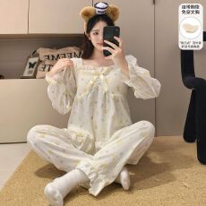 批发新款春季云朵棉带胸垫<b class='q'>睡衣</b>女长袖甜美公主宫廷风花边家居服两件套