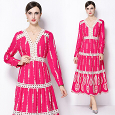 批发实拍8594#法式复古修身型连衣裙女春季长袖V领收腰显瘦气质A字裙