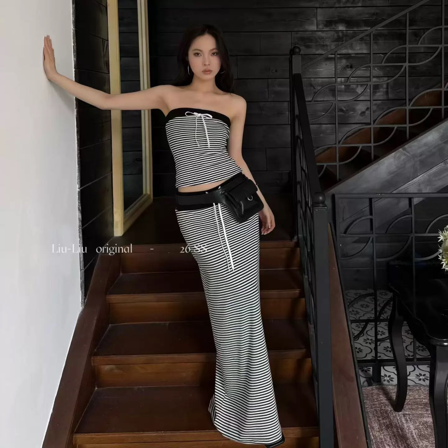 펌프 Pleat 레이스업 몸매 가꾸기 튜브탑 허리밴드 슬림해 보이는 넓은 다리 길이 바지 세트