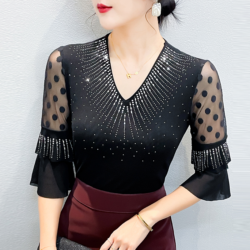 실사 2026 여름 새로운 망사 패션 홀로우 아웃 핫픽스 섹시함 다용도 슬림해 보이는 7부 소매 자외선 차단 여성 셔츠