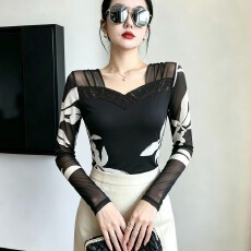 批发2026秋季新款性感V领<b class='q'>网纱</b>印花烫钻时尚气质修身百搭长袖<b class='q'>打底衫</b>女