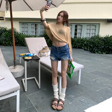 批发跨境 随性度假｜简约经典耐看｜高质洗水工艺｜美式磨破牛仔短<b class='q'>裤</b>