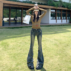 批发日系 复古设计感拼接口袋牛仔女2026<b class='q'>秋</b>季弹力高腰辣妹微喇叭长裤