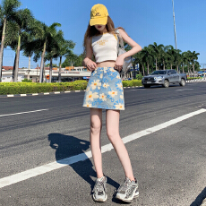 批发韩系 A字印花牛仔短裙女2026夏季新款高腰显瘦宽松防走光包臀裙