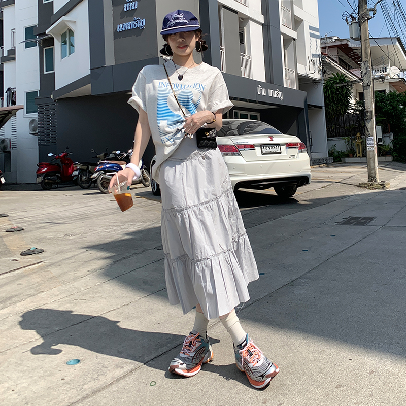 한 부서 보 주님 바람 신선함 얼음 블루 색상 시스템 느긋한 느슨함 센스 주름 롱 코트 반신 스커트