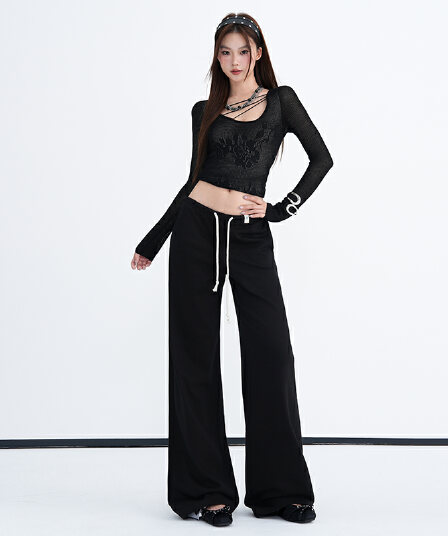 국경 간 2026 가을 차가운 바람의 소리 검정색 캐주얼 바지 여성 로우 웨이스트 펌프 로프 느긋한 바람 도루 센스 바닥 청소 넓은 다리 웨이 바지 새로운