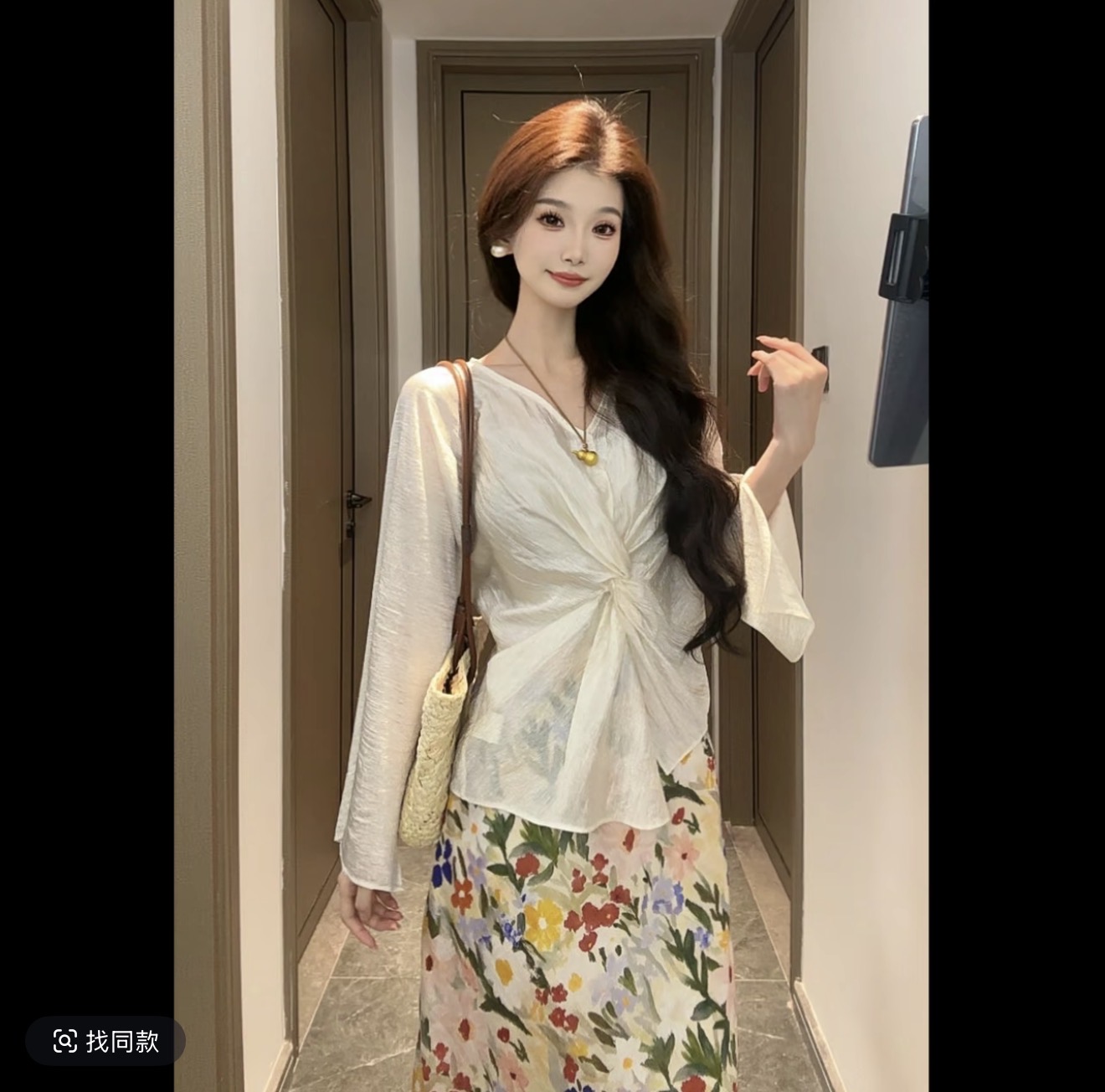 번영 한 닮다 금 비틀림 V넥 작은 셔츠 유화 꽃무늬 반신 스커트 여름 부드러운 휴가 바람 세트