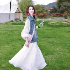 批发早春搭配一整套大码胖mm<b class='q'>牛仔</b>马甲连衣裙法式独特旅游度假套装裙女