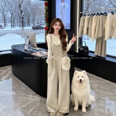 批发冬装搭配一整套大码胖mm韩系长袖针织打底衫叠穿<b class='q'>背带裤</b>巨好看套装