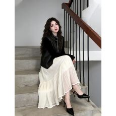 批发春季穿搭一整套<b class='q'>大码</b>胖mm打底衫叠穿马甲半身裙韩系减龄三件套装女