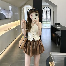 批发初夏独特绝美漂亮套装韩系无袖背心高腰系带镂空半身短裙<b class='q'>两件</b>套女