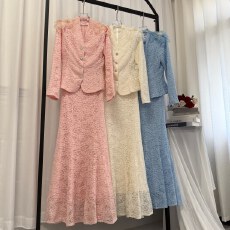 批发新款法式气质优雅风蕾丝御姐重工开衫<b class='q'>长裙</b>两件套洋气2026套装女装