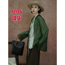 批发新中式国风绿色防晒衬衫外套<b class='q'>女</b>款夏季2026新款高级感薄款罩衫上衣