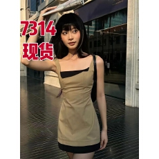 批发拼接方领修身显瘦包臀连衣裙吊带迷你短裙