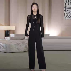 批发高级感西装背带裤女2026夏季新款减龄洋气显瘦阔腿<b class='q'>连体裤</b>