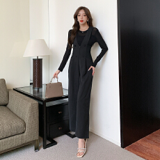 批发高级感背带裤<b class='q'>女</b>2026春秋新款设计感收腰显瘦高腰阔腿西装裤<b class='q'>连体裤</b>