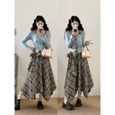 批发<b class='q'>实拍</b><b class='q'>大码</b>秋冬学院风格纹拼接假两件针织上衣+复古不规则半裙套装