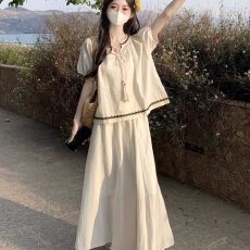 批发2025夏季短款泡泡袖上衣女独特民族风气质套装<b class='q'>衬衫</b>夏日多巴胺穿搭