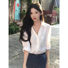 批发<b class='q'>白色</b>V领长袖<b class='q'>衬衫</b>女2026新款秋季气质通勤简约<b class='q'>衬衣</b>设计感小众上衣