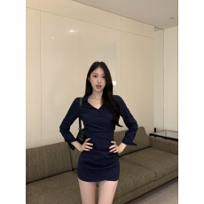 批发实拍实价 “飒姐出击”复古修身显瘦辣妹<b class='q'>连衣裙</b>V领衬衫短裙