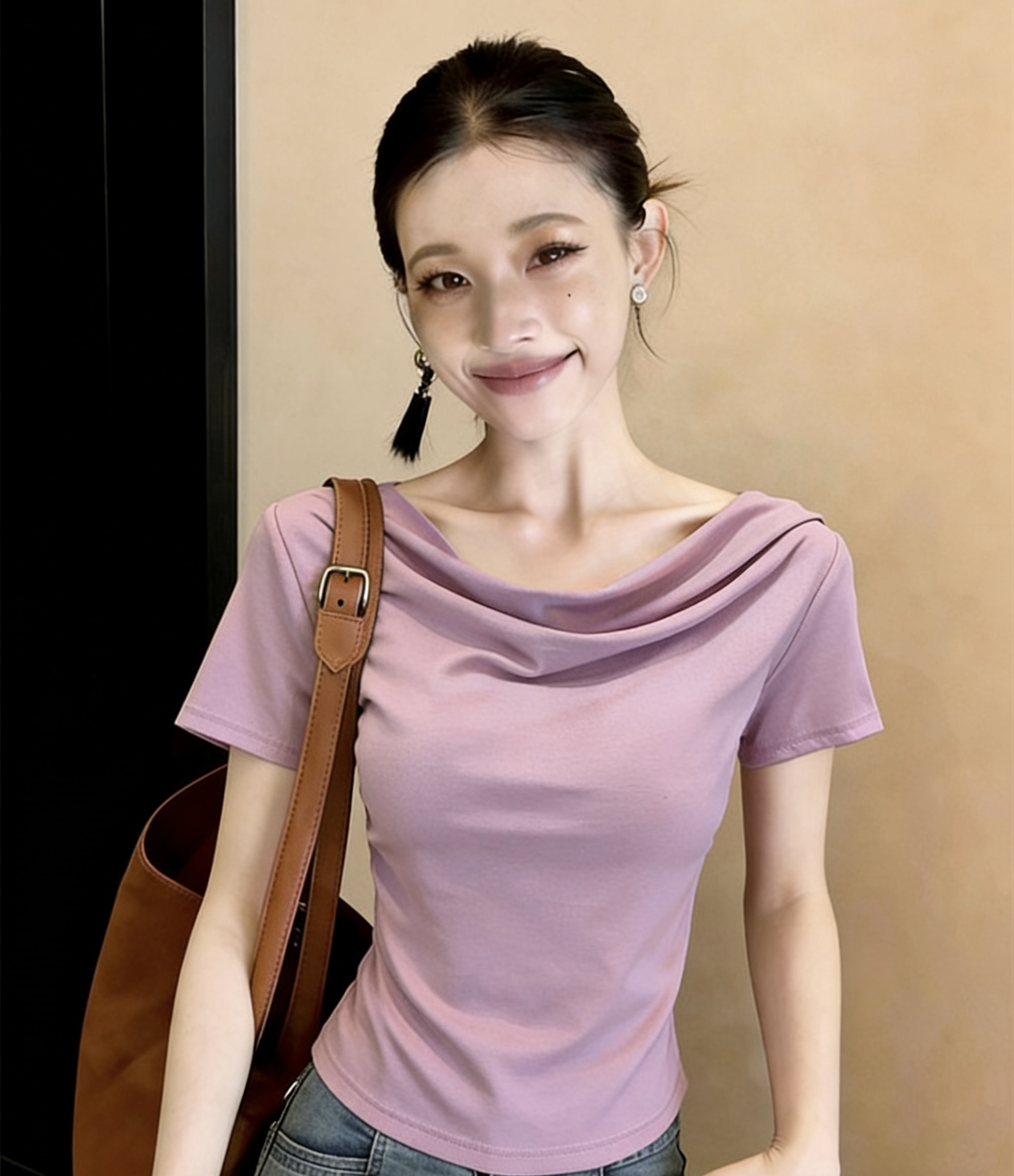 RY528# 实拍不规则洋气短款T恤女夏季修身别致设计感小众莫代尔短袖上衣