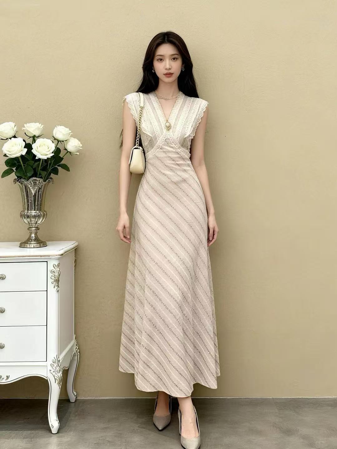 고유 한 슈퍼 잘 생긴 ~ 중 프랑스식 해변가 휴가 품격 허리 수축 V넥 민소매 레이스 조각 프린트 여성 드레스