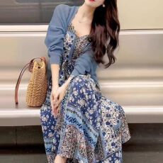 批发高级感花纹蓝色开衫碎花吊带显瘦海边出游女<b class='q'>连衣裙</b>套装