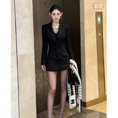 批发御姐范套装<b class='q'>女</b>秋冬新款设计蕾丝拼接<b class='q'>西装</b>外套修身显瘦打底衫两件套