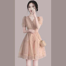 批发小个子高级感气质小众设计裙子2025夏季新款法式泡泡袖雪纺<b class='q'>连衣裙</b>