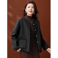 批发韩国mm大码外套秋装小香风时尚新款<b class='q'>中老年</b>女士春秋洋气休闲上衣