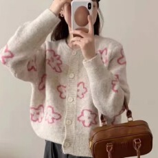 批发秋冬新款提花针织开衫女宽松短款慵懒风2025<b class='q'>韩版</b>百搭圆领毛衣外套