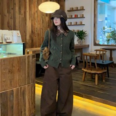 批发韩系假两件针织开衫<b class='q'>毛衣</b>女2025新款秋冬巨好看翻领小个子外套