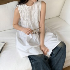 批发韩国ins2026年春夏季清纯<b class='q'>甜美</b>纯色无袖连衣裙