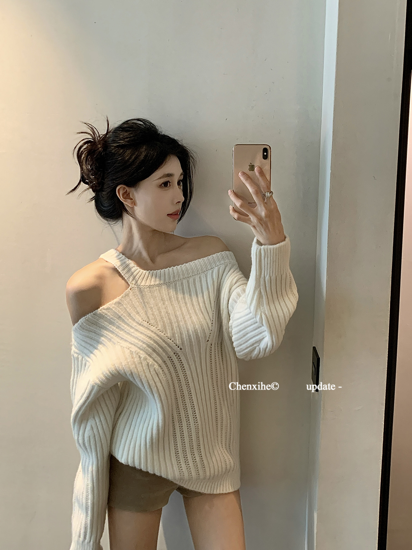 MY14242# 何晨曦 巨好看挂脖斜肩设计感宽松毛衣慵懒感外穿坑条针织衫...