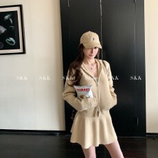 批发Skk Store 轻氧素颜套装 12针蓬松极简慵懒感毛衣开衫半身<b class='q'>裙套装</b>
