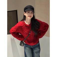 批发高级感新年红色麻花毛衣女秋冬慵懒风宽松针织上衣厚