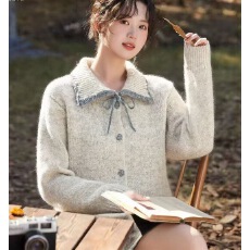 批发韩系撞色翻领系带<b class='q'>毛衣</b>女2025冬季新款小个子长袖针织开衫上衣